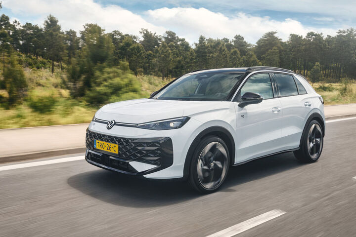 Volkswagen T-Roc Hybrid - 4