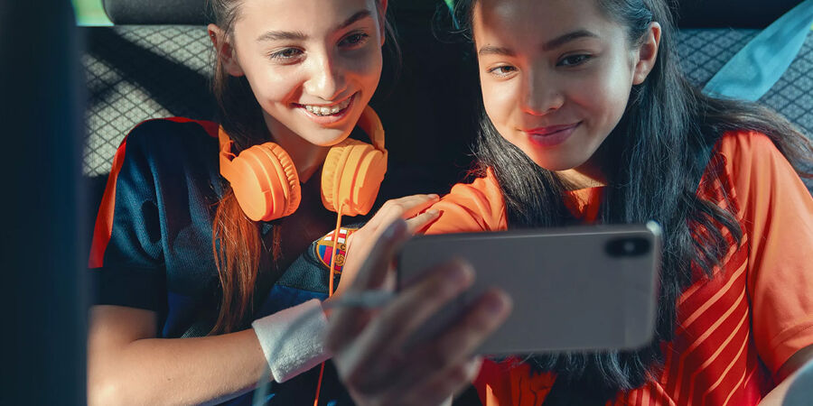 We Connect - Entertainment