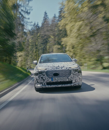 Audi A2 e-tron - hero mobile