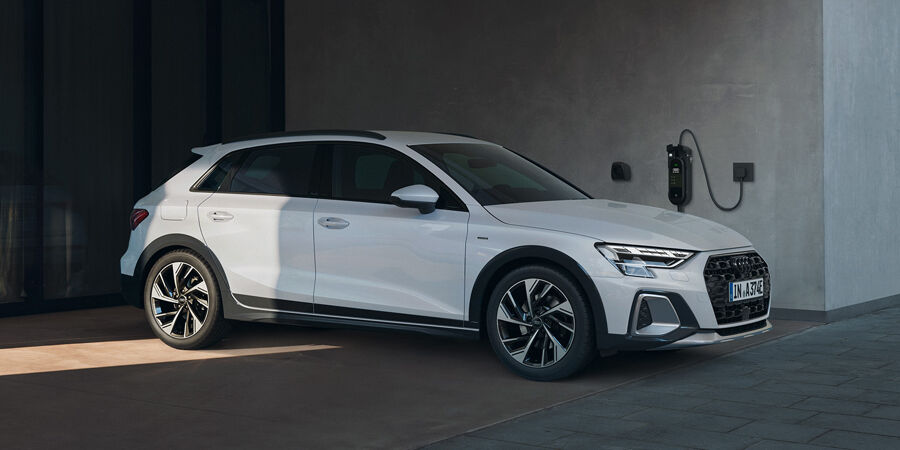 Audi A3 Sportback e-hybrid card