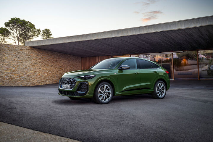audi-q5-sportback-groen-exterieur-schuin-voor-pon-center