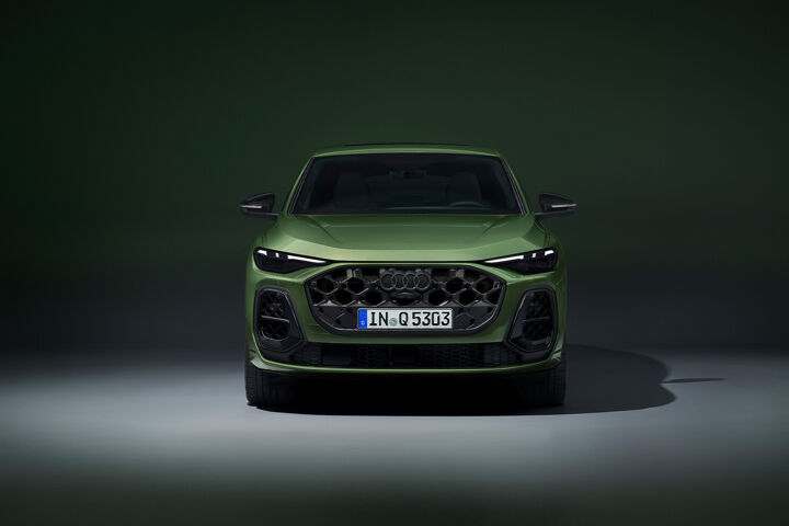 audi-q5-sportback-groen-exterieur-voorkant-pon-center