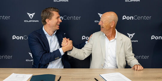 Pon Center CUPRA Utrecht tekenmoment