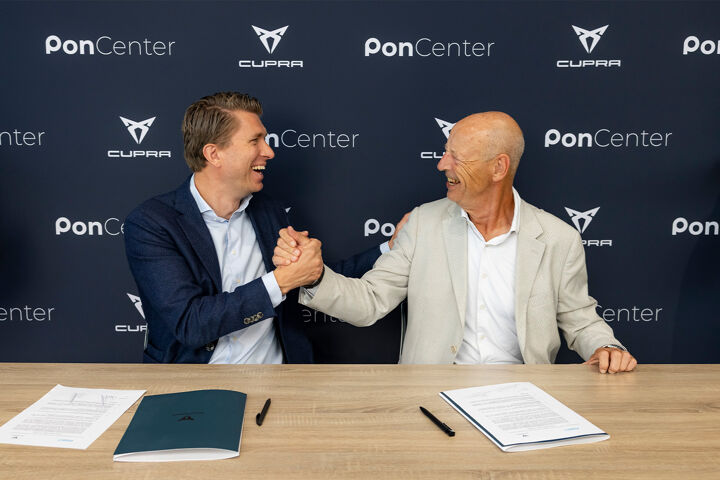 Pon Center CUPRA Utrecht tekenmoment