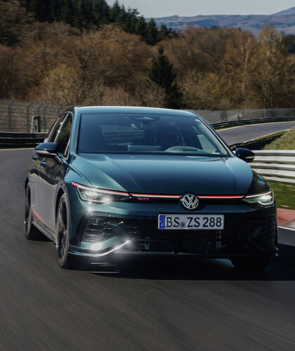 Volkswagen Golf GTI EDITION 50 - Hero Mobile