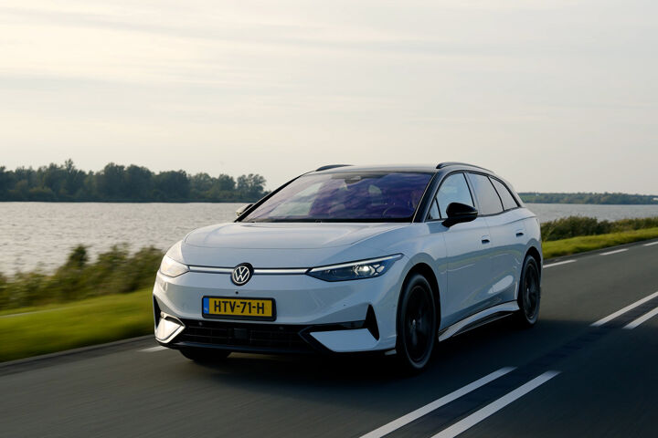 Volkswagen ID.7 Tourer - Voorkant