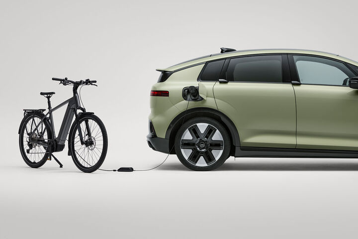 Audi A2 e-tron V2L Content