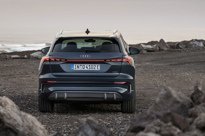 Audi Q4 e-tron achterkant 2