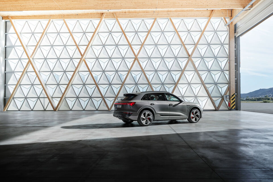 Audi Q8 e-tron 02