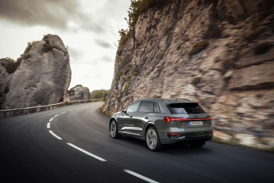 Audi Q8 e-tron 05