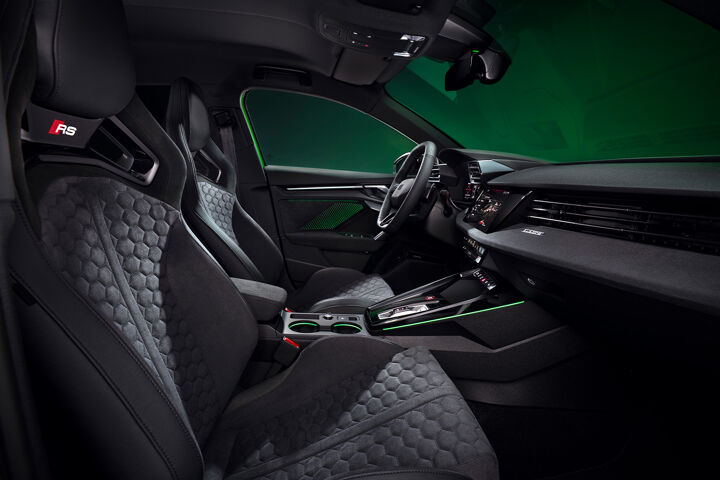 audi-rs3-interieur