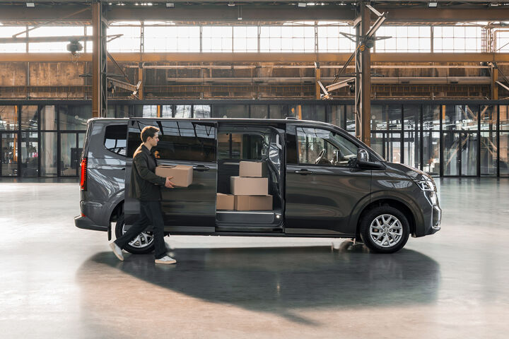 Caravelle eHybrid toCargo zeikant laden