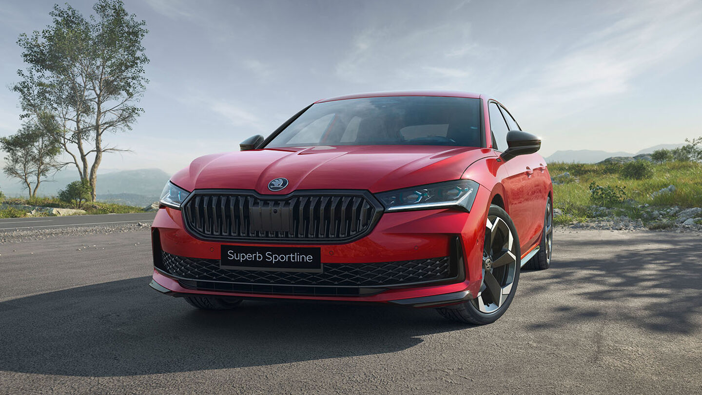 skoda-superb-sportline-business-rood-hatchback