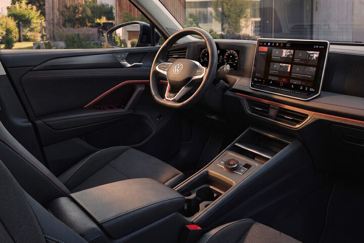 Volkswagen Tiguan - 9