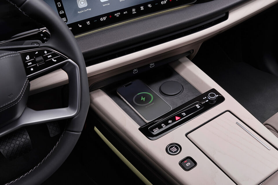 Audi Q9 - 12