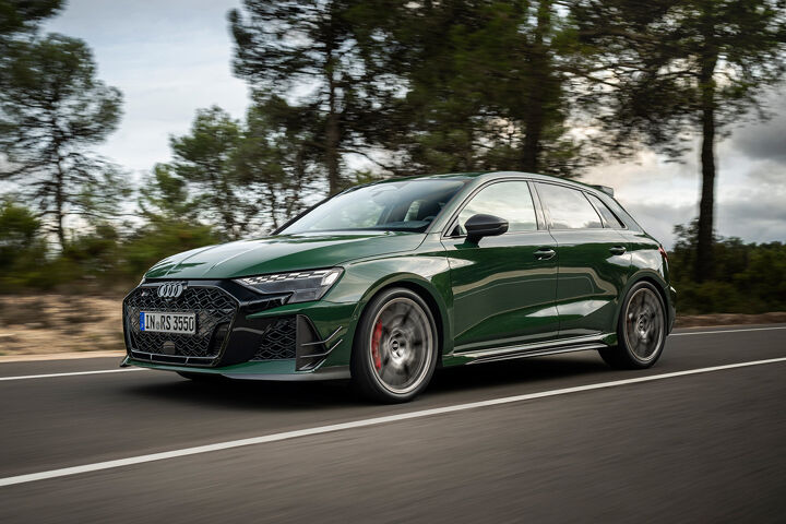 Audi RS 3 competition limited Content Linksvoor Rijdend