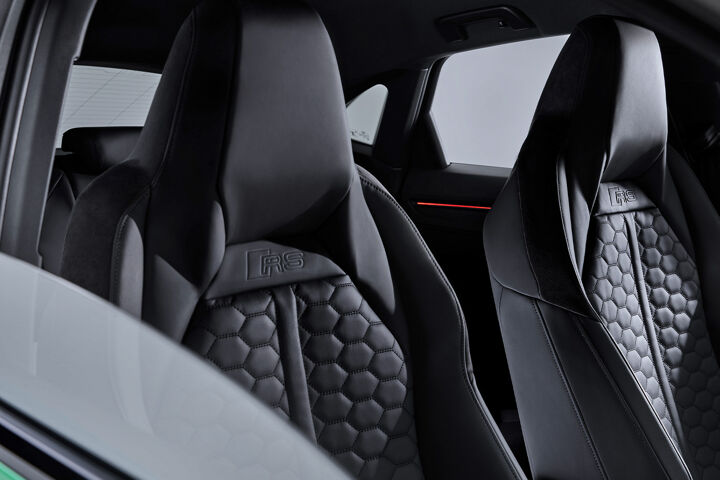 Audi RS Q3 Sportback interieur 2