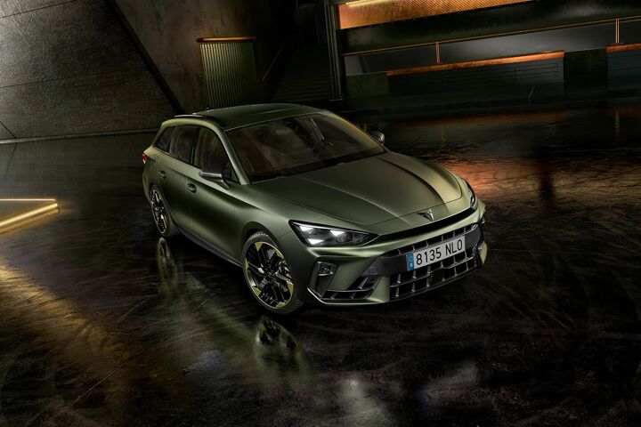 CUPRA Leon Sportstourer VZ Tribe Edition exterieur