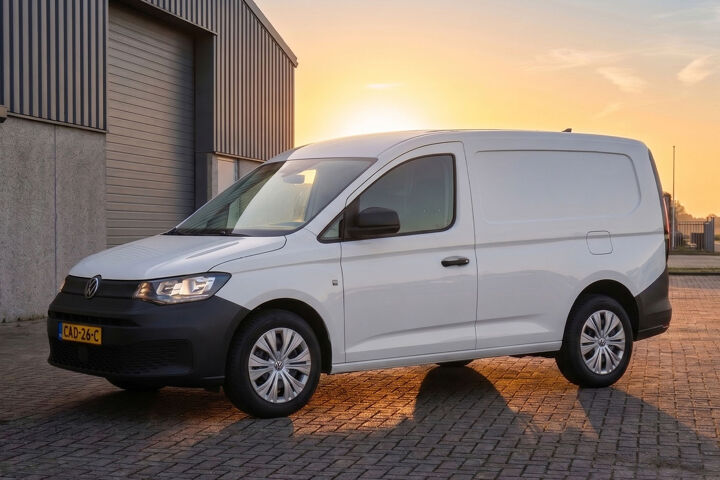 Nieuwe Caddy Cargo linksvoor