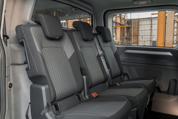 Caravelle eHybrid toCargo achterbank