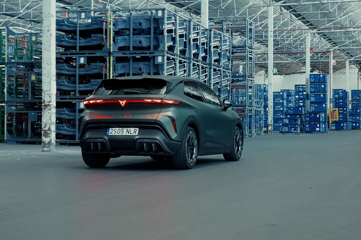 CUPRA Raval - 4