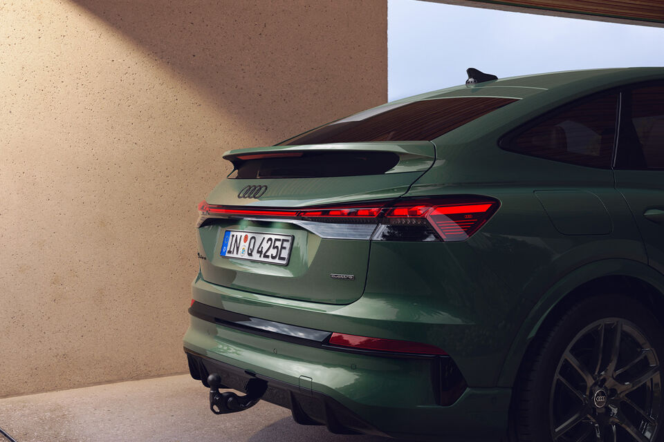Nieuwe Audi Q4 Sportback e-tron rechtsachter verlichting