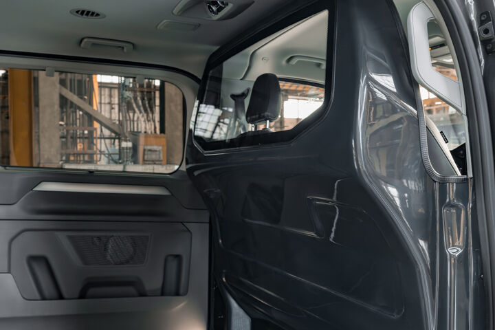 Transporter Kombi eHybrid toCargo tussenschot