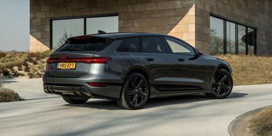 Audi A6 Avant e-tron card