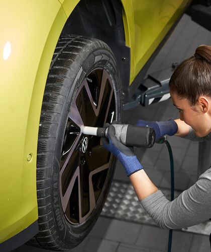 Bandenwissel - Pon Center 3