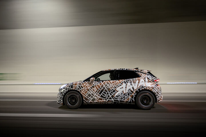 CUPRA Raval - zijkant