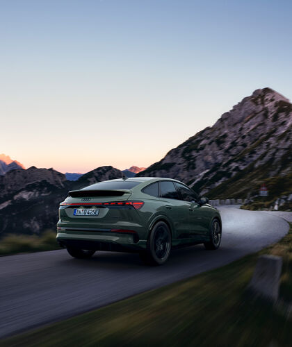 Nieuwe Audi Q4 Sportback e-tronhero mobile
