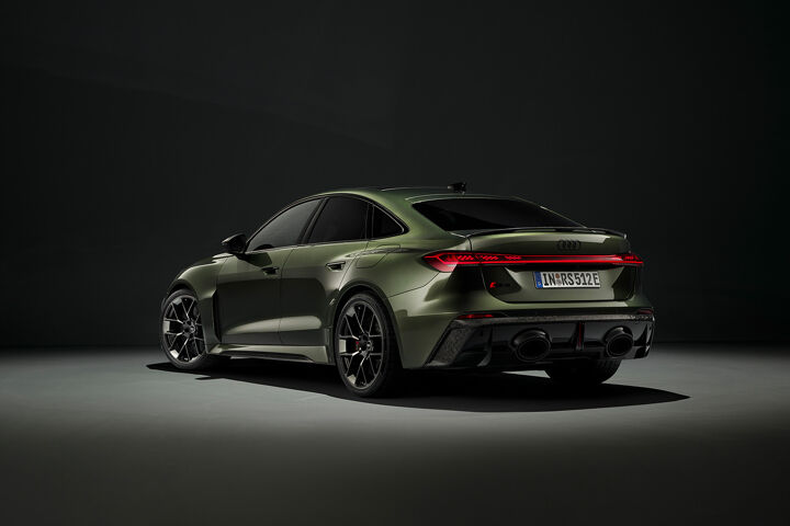 Nieuwe Audi RS 5 Limousine Slider Linksachter