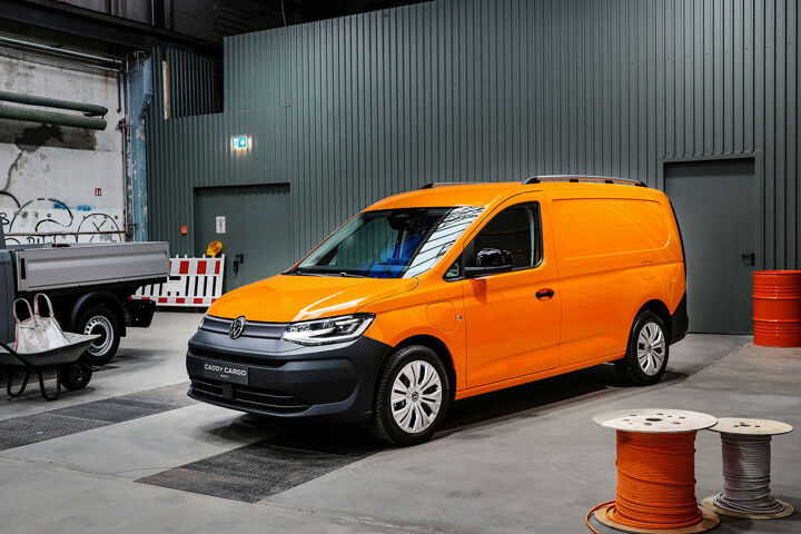 Volkswagen Caddy Cargo Oranje Linksvoor Content