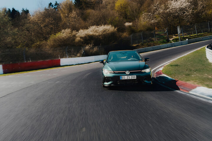 Volkswagen Golf GTI EDITION 50 - 3
