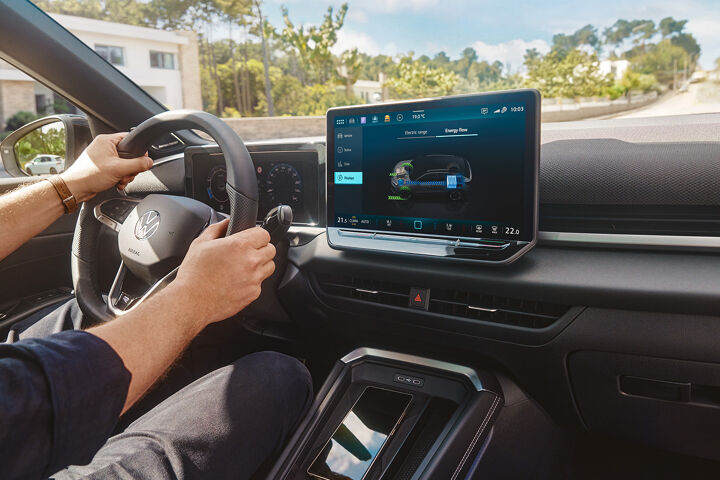 Volkswagen T-Roc Hybrid - 1
