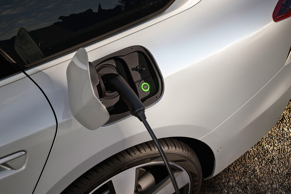 A6 Avant e-hybrid laadstekker