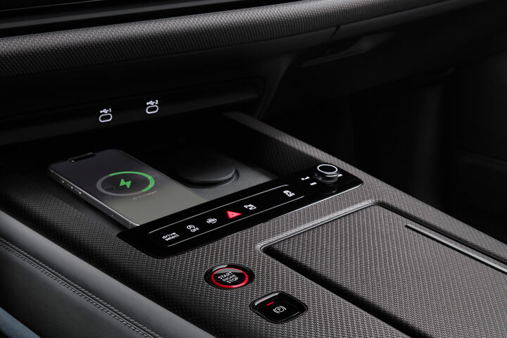 Audi Q9 middenconsole