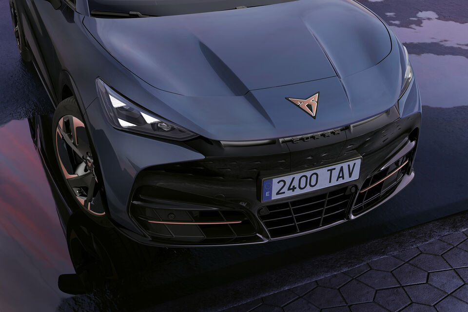 CUPRA Tavascan voorkant