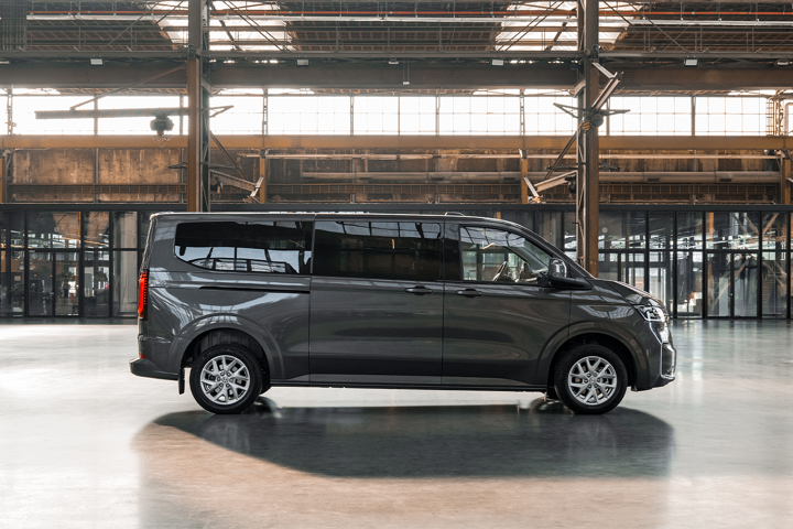 Transporter Kombi eHybrid toCargo rechts