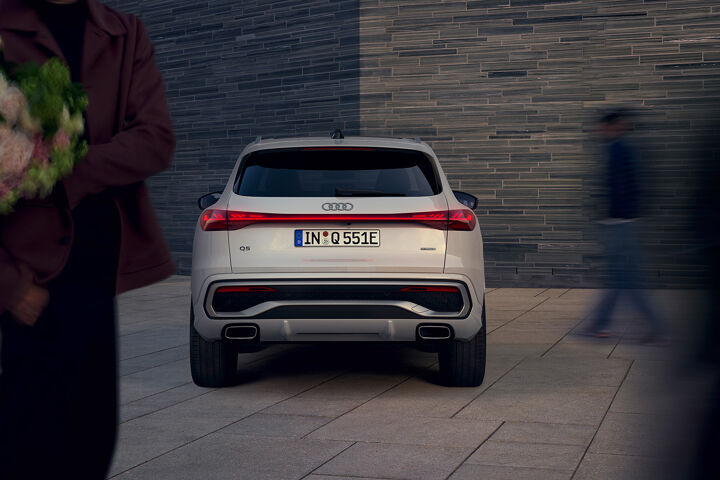 Audi Q5 e-hybrid quattro`-3