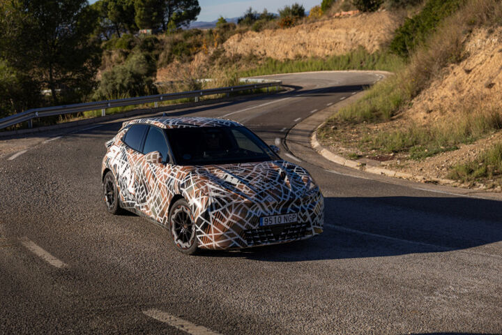 CUPRA Raval Camouflage bergen RV