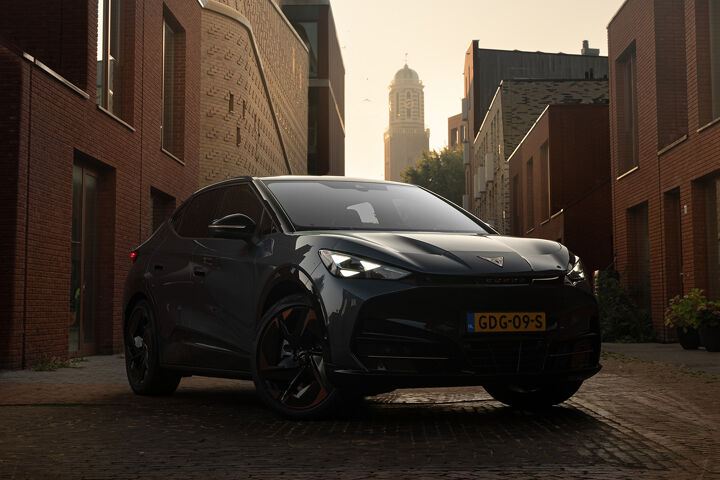 CUPRA Tavascan rv 2