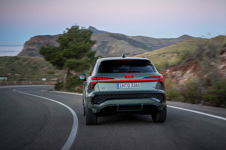 Nieuwe Audi Q3 - achterzijde