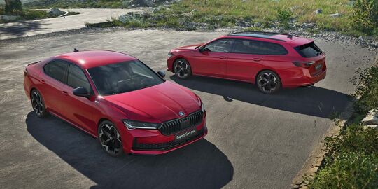 skoda-superb-sportline-business-rood-hero-mobiel