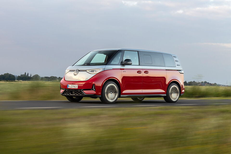 volkswagen-id-buzz-rood-zilver-hero-mobiel