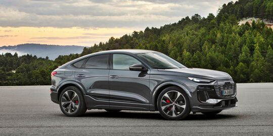 audi-q6-sportback-e-tron-rechts