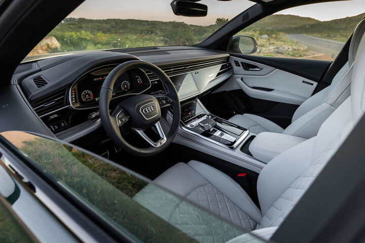 Audi Q8 - 2