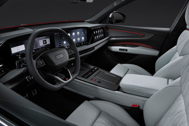 Audi Q9 voorstoelen en dashboard