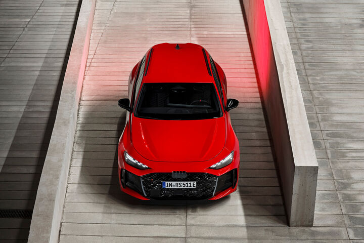 Audi RS 5 Avant voorkant boven