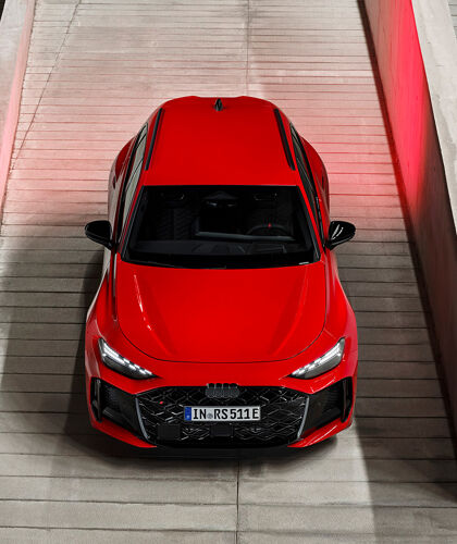 Audi RS 5 Avant voorkant boven